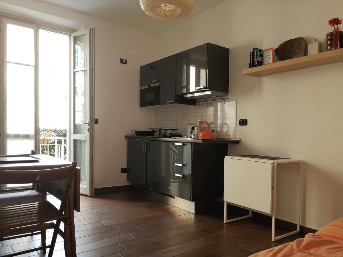 Al Molo 2 Apartment Como Bagian luar foto