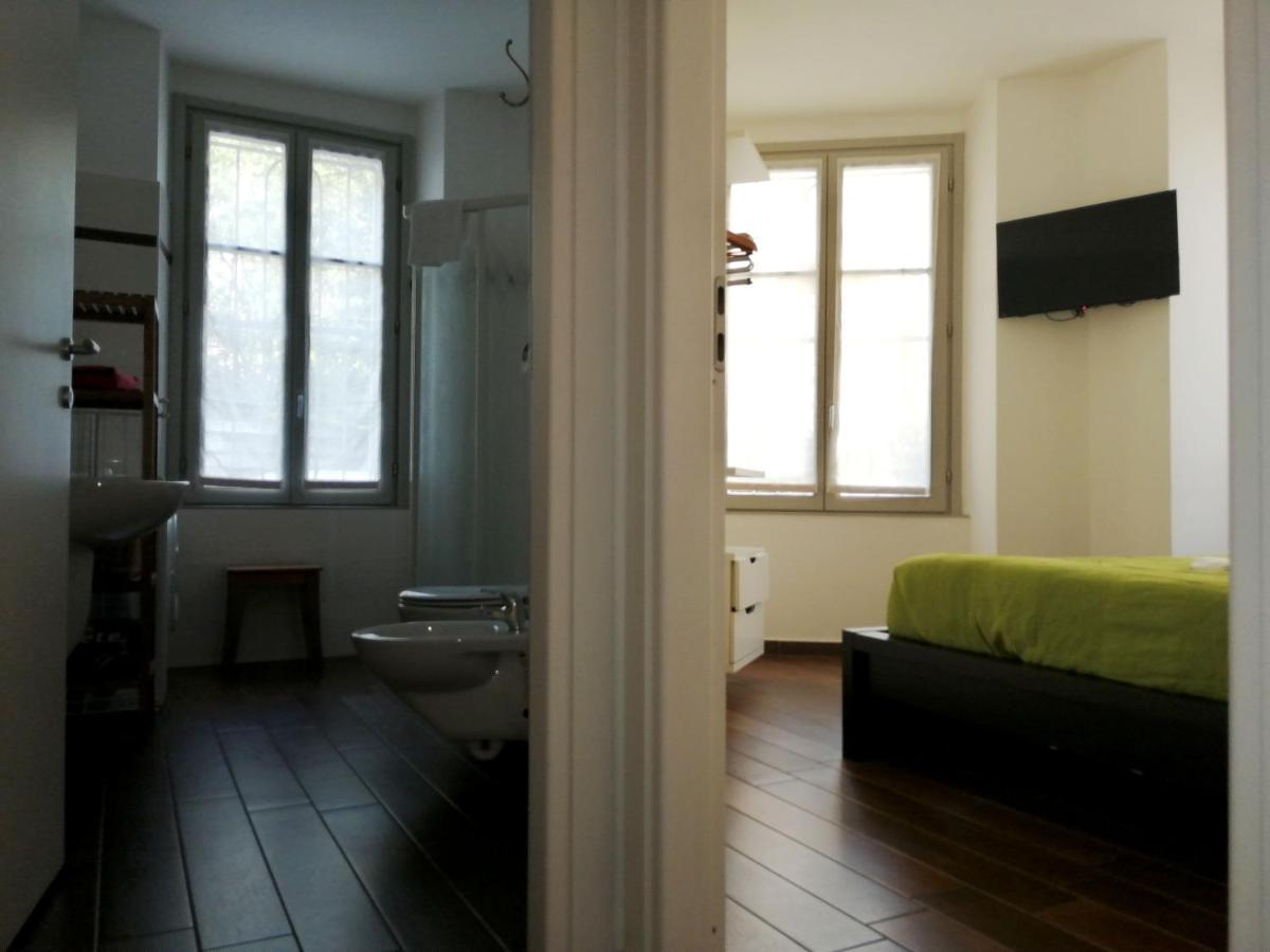 Al Molo 2 Apartment Como Bagian luar foto